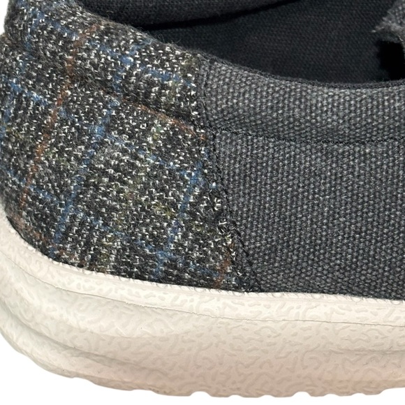 MR. J - MEN’S - SIZE 10.5 - STYLE: DAVID - SLIP ON SHOES IN BLACK - LIKE-NEW - Picture 5 of 11